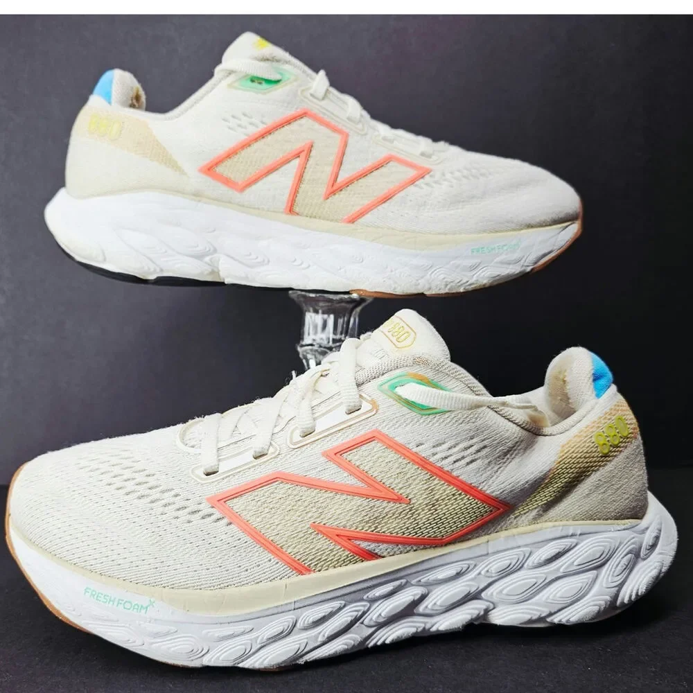 New balance Women 7.5 Comfy footwear